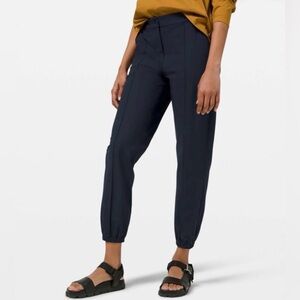 LULULEMON Navy Blue Warpstreme High-Rise Jogger ankle size 29 (size 8)